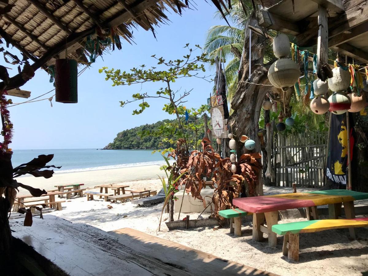 Rasta Baby Bar & Bungalows - Suitable For Young Travelers Koh Phayam Exteriér fotografie